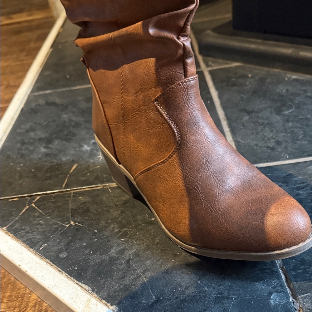 Women’s Brown Western Style Mid-Calf Cowboy Boots — Size 37 (Fits 7)​ - Picture 4 of 4